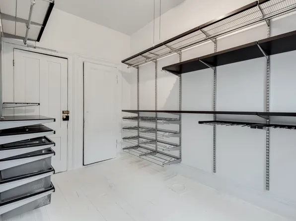 445 Grand Street image 25 of 28