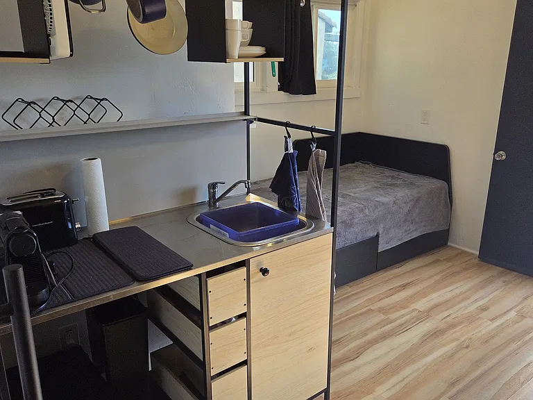 3435 Isla Vista Dr — Photo 6