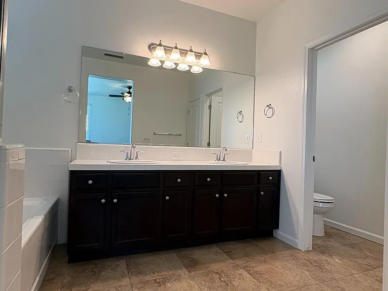 5990 E Kerckhoff Ave — Photo 21