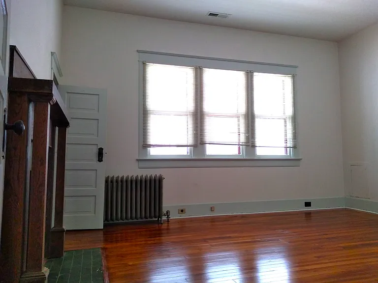 829 Wilkerson Ave — Photo 8