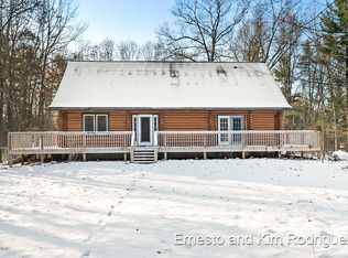 9838 Bailey Rd, Howard City, MI 49329