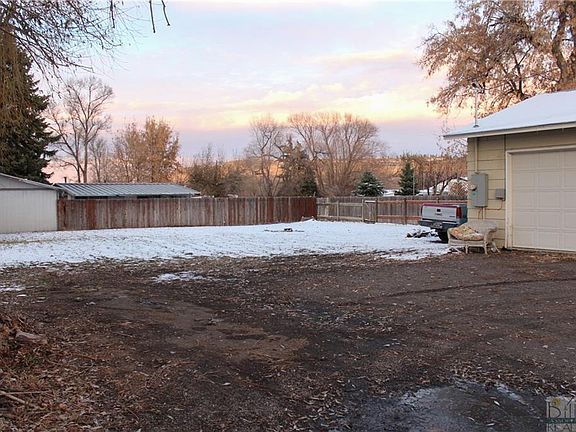 2nd image of 611 & 615 Garden Ave