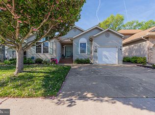 308 140th St, Ocean City, MD 21842