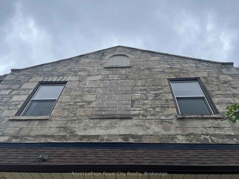 21 Gordon St #8