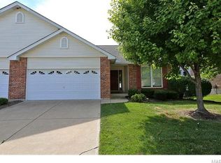 2949 Twin Ridge Dr, Saint Charles, MO 63301