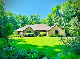 3334 E Mapes Rd, Kendallville, IN 46755