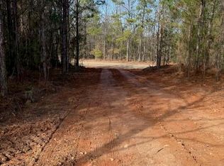 1737 Prospect Rd, Dadeville, AL 36853