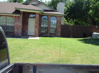 4301 Mayan Ct, Lake Worth, TX 76135