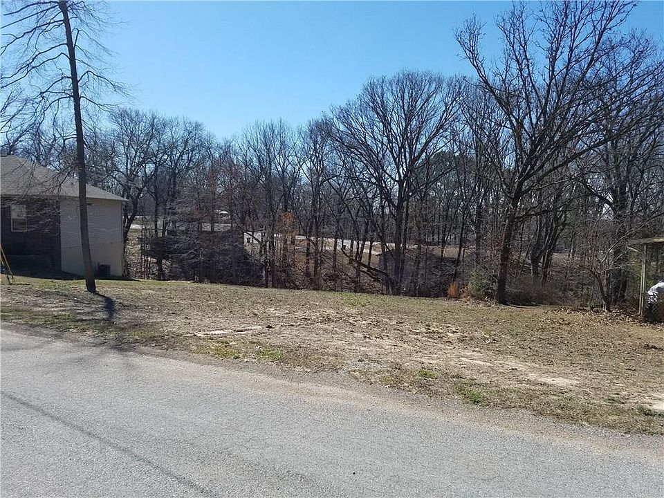 1st image of Ipswich Dr