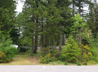 8451 Hazel Ct, Maple Falls, WA 98266