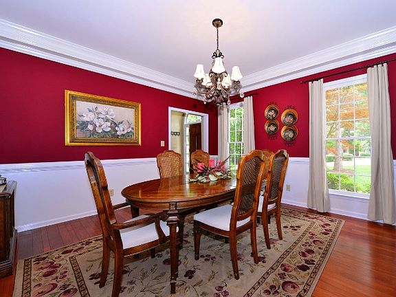 4th image of 3307 Rough Creek Dr