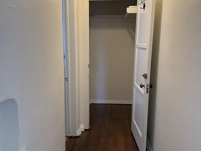 1334 1/2 Miller Dr — Photo 13