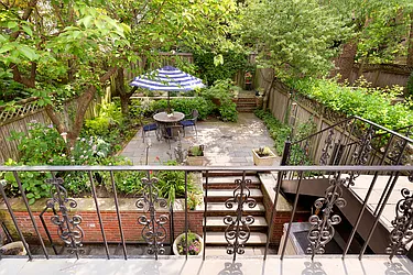 Rented by Engel and Völkers Brownstone Brooklyn