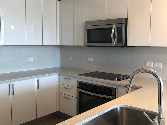 2nd image of 999 SW 1st Ave APT 1904