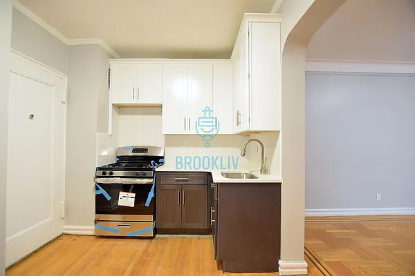 Rented by null | media 52