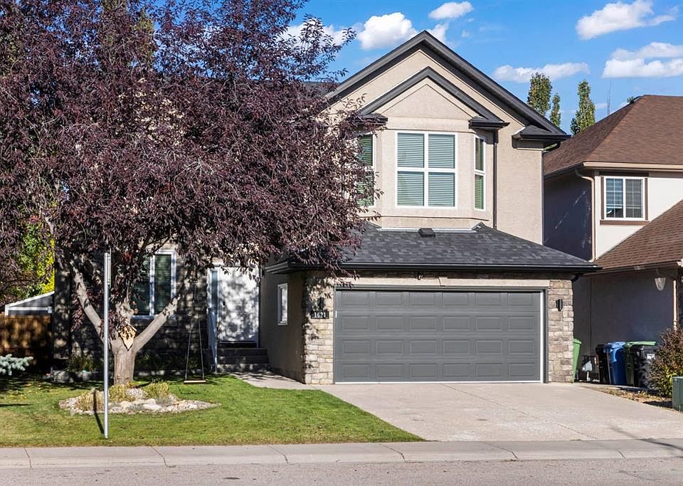 1st image of 1621 SE Strathcona Dr SW
