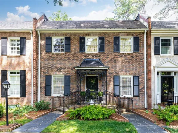 3496 Paces Pl NW, Atlanta, GA 30327