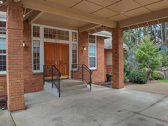 3rd image of 3023 Ashley Loop