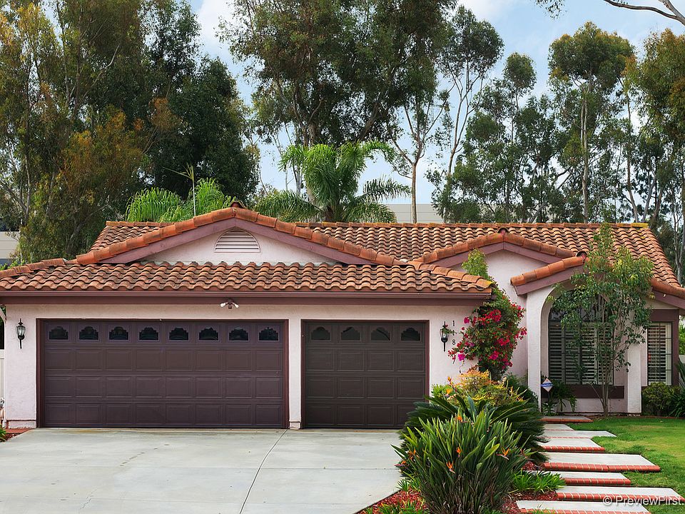 1st image of 11837 Avenida Sivrita