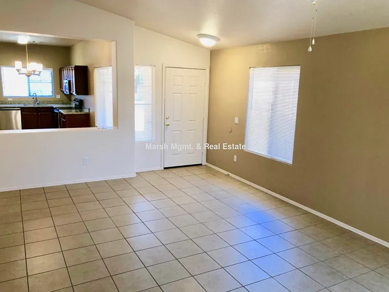 2791 E Terrace Ave — Photo 8