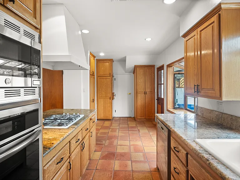3600 Coolidge Ave — Photo 17