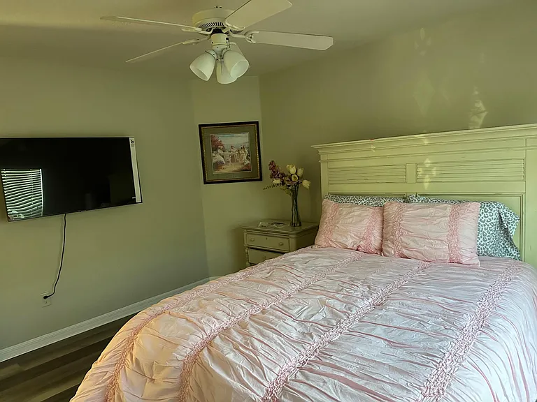2071 Westchester Way — Photo 33