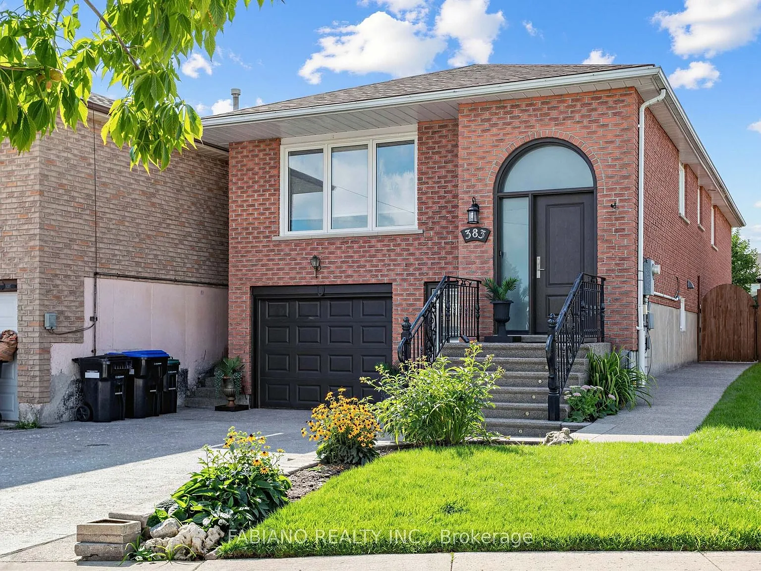 3 bed, $3,200 — Photo 1
