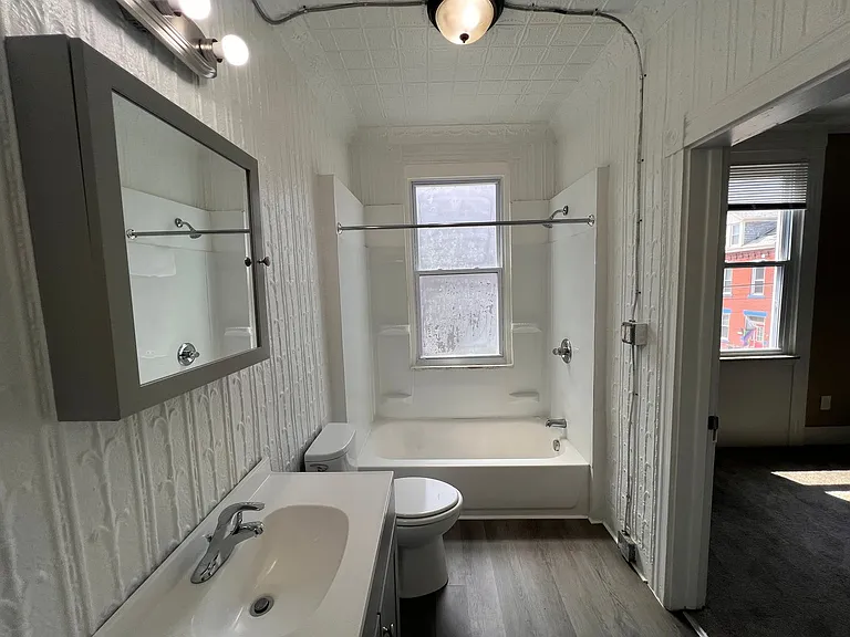 1104 Brabec St — Photo 21
