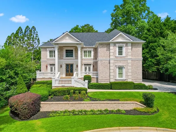2185 Waldrop Rd, Marietta, GA 30066