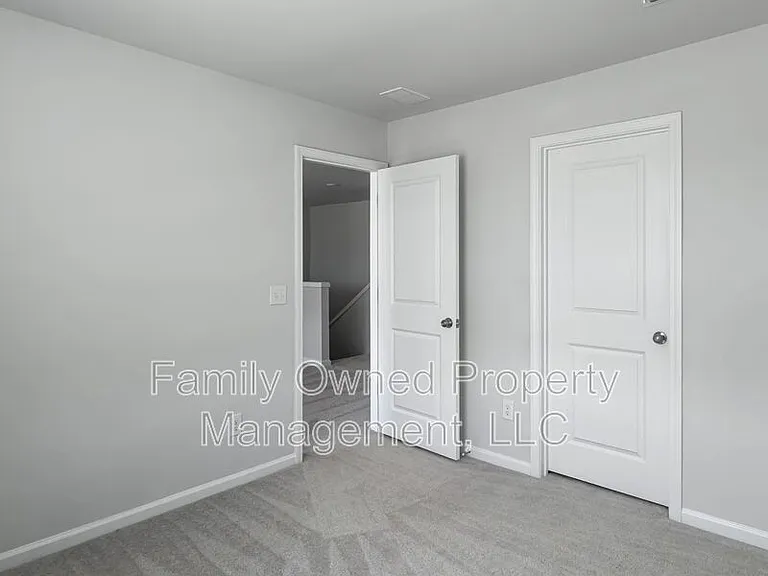 519 Donnas View Way — Photo 30