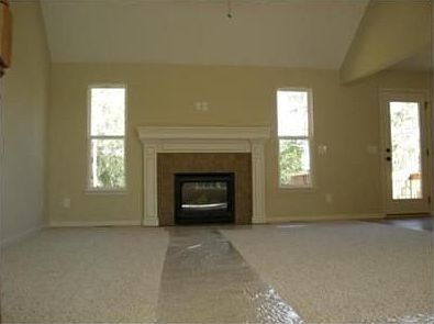 3rd image of 8400 N Elmwood Ave