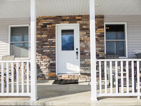 4th image of 605 Catalina Ave