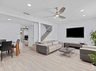 Royal Gardens Townhomes, El Cajon, CA 92021