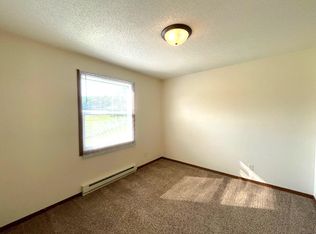 2602 Fryklund Dr APT 5, Menomonie, WI 54751