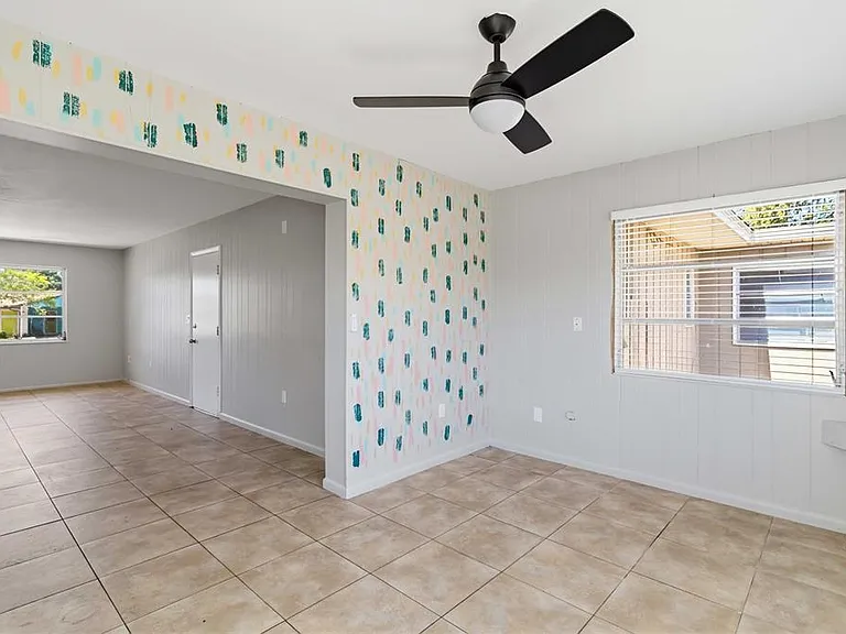 304 Lantana Ave — Photo 11