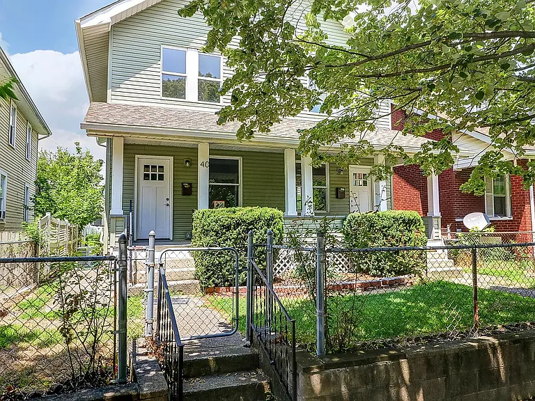 40 E Markison Ave — Photo 1