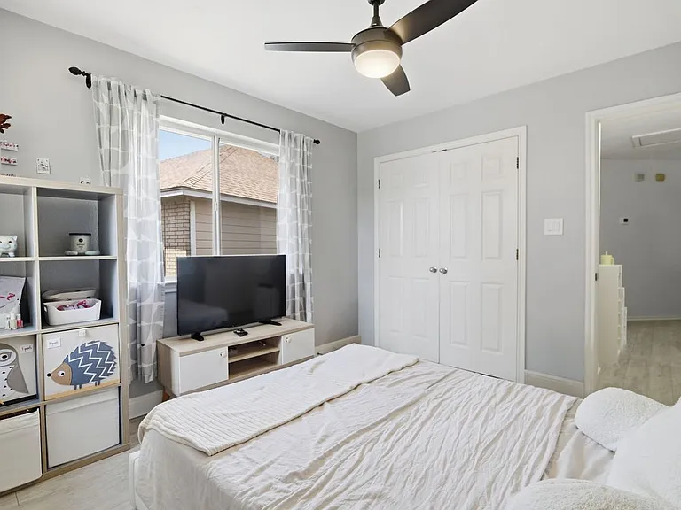 20515 View Mdw — Photo 21