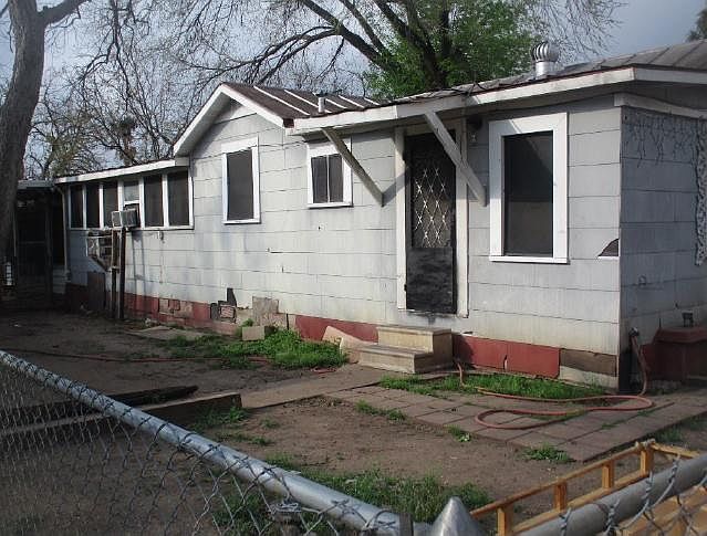 1st image of 214 Weaver St
