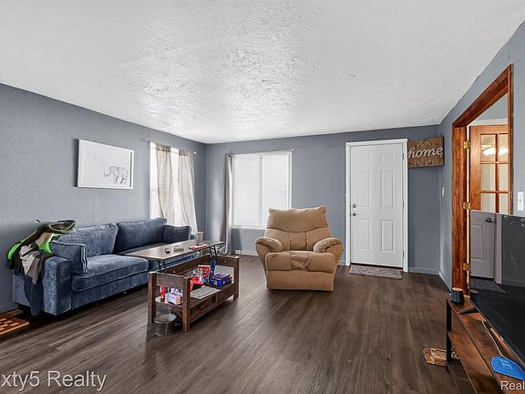 3rd image of 714 North St