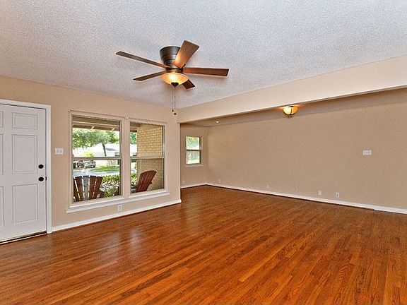 4th image of 13406 Challaburton Dr