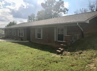 3986 Clyde Thomas Rd, Morristown, TN 37813