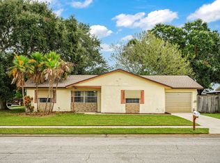 2147 Sandalwood Dr, Melbourne, FL 32935