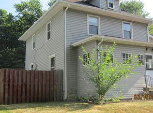 1310 Leroy St, Jackson, MI 49202