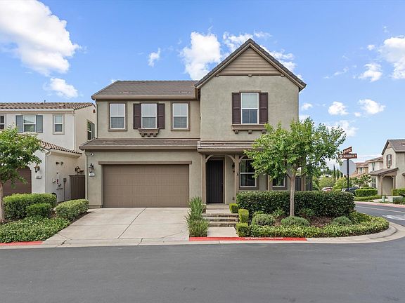 2nd image of 454 Sedge Ct