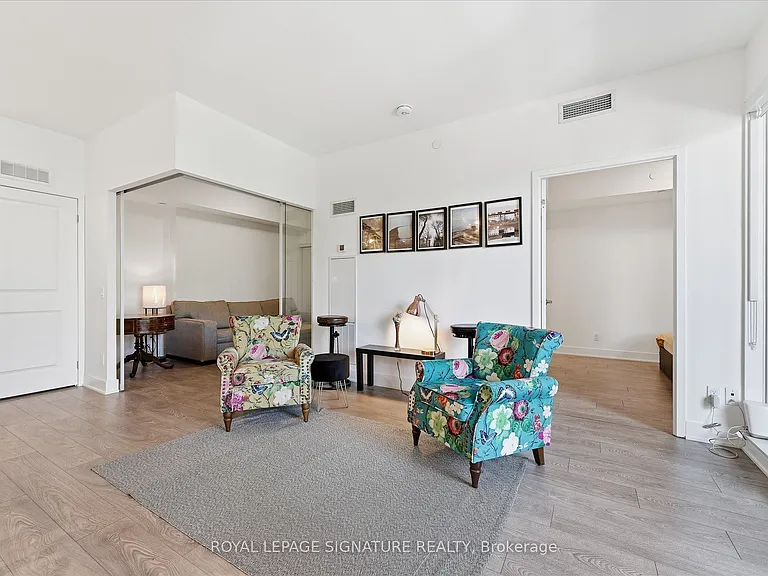 543 Richmond St W #415 — Photo 4
