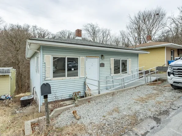 1183 Hill St, New Kensington, PA 15068
