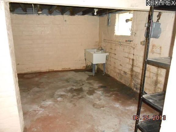 3rd image of 13710 North Dr