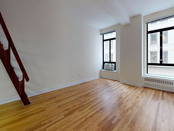 2nd image of 1 Astor Pl APT 5E