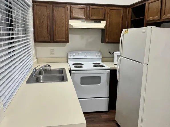 4206 Bass Pro Dr APT 401, Garland, TX 75043