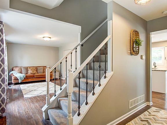 4th image of 11018 Stirrup Ln